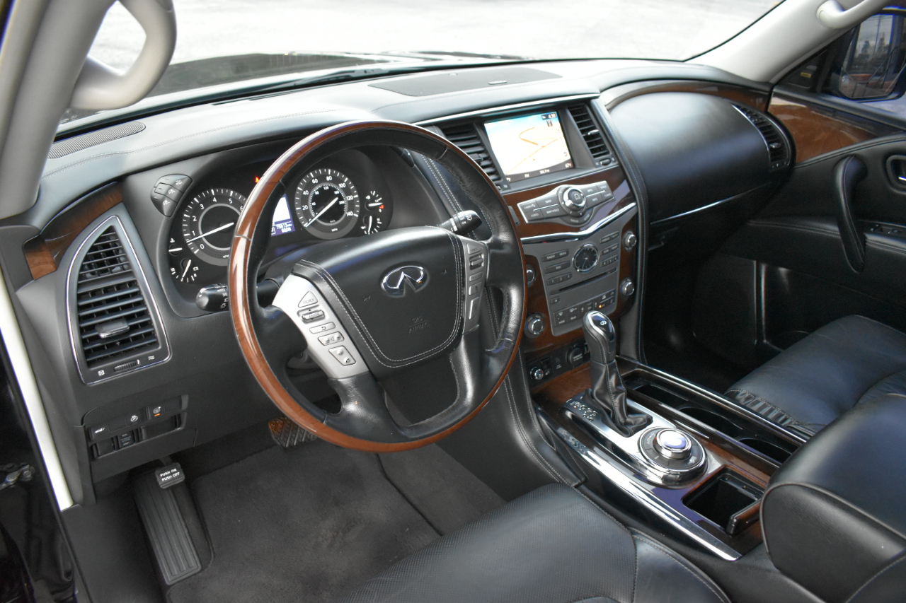 Infiniti QX80 LUXE 4WD 2019