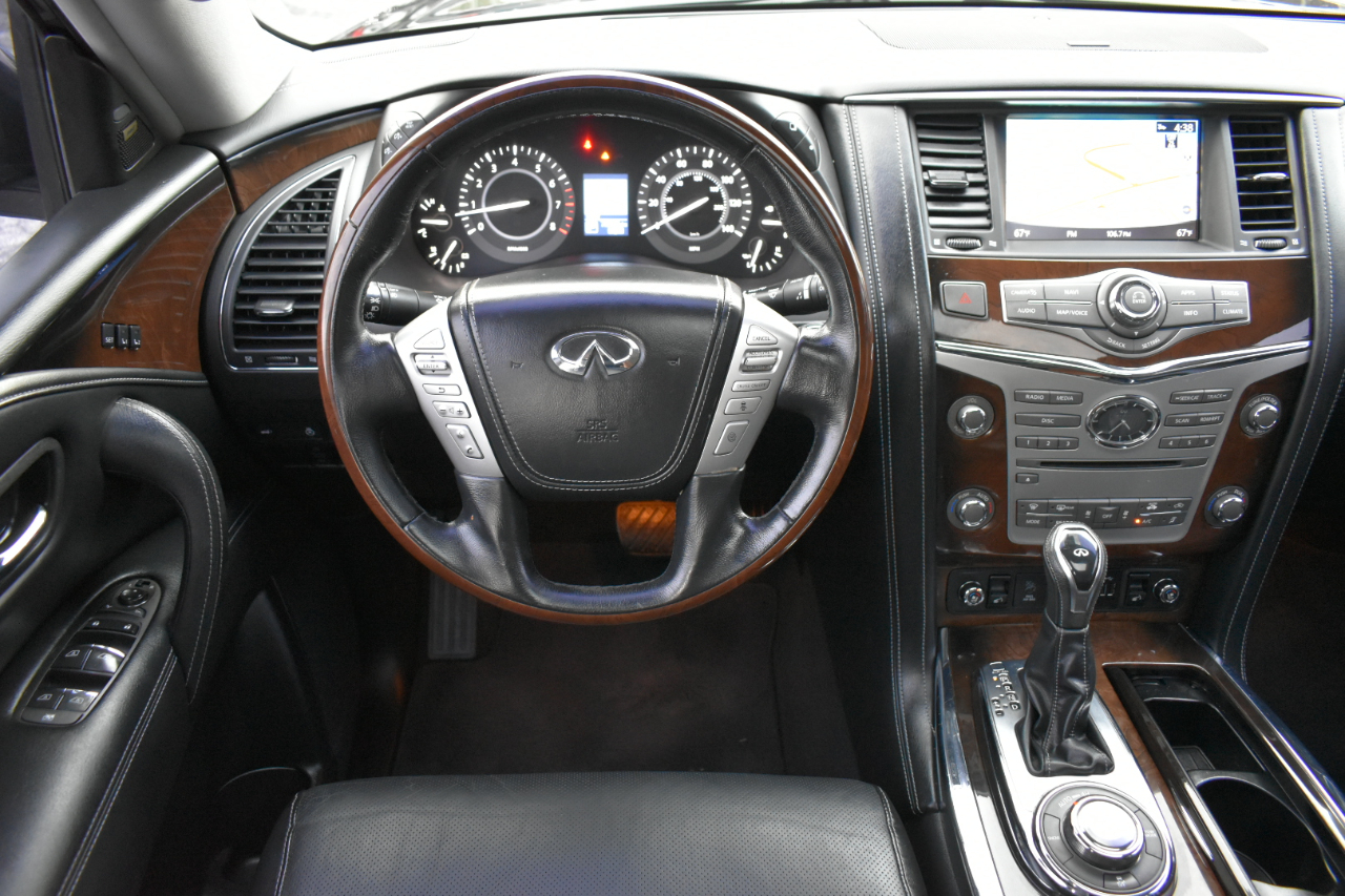 Infiniti QX80 LUXE 4WD 2019