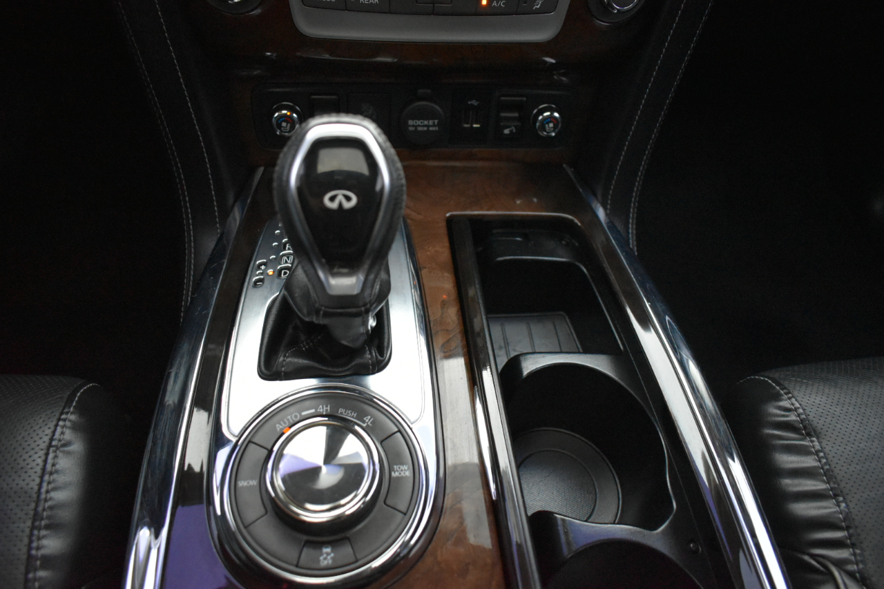 Infiniti QX80 LUXE 4WD 2019