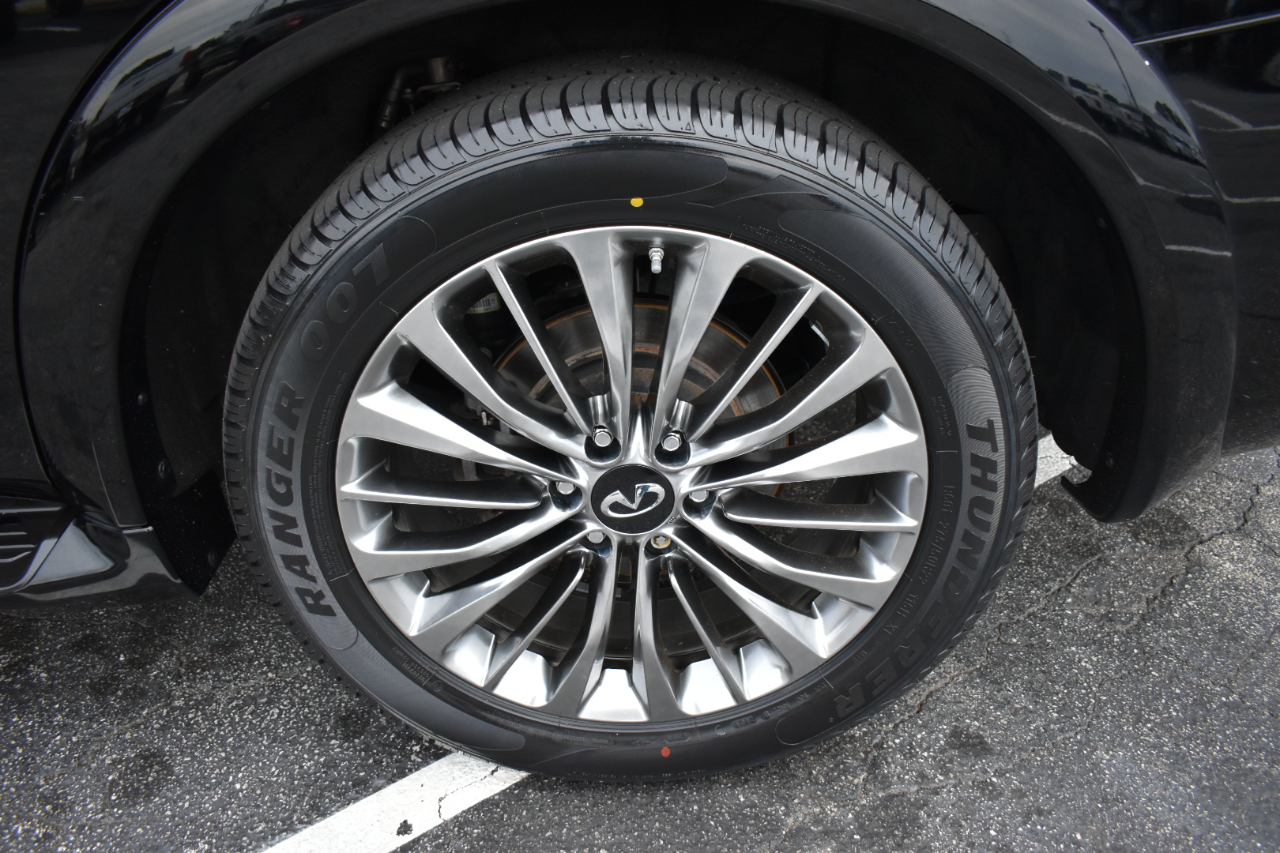 Infiniti QX80 LUXE 4WD 2019