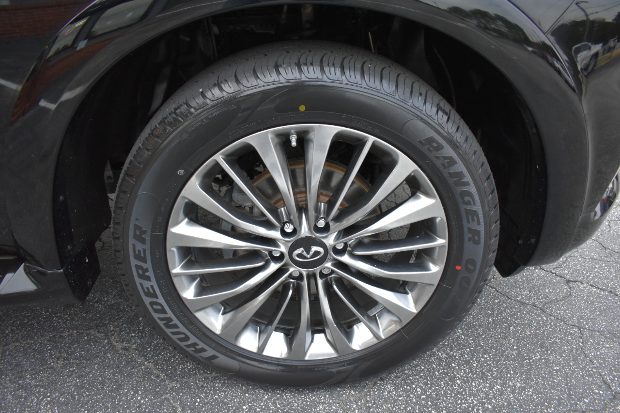 Infiniti QX80 LUXE 4WD 2019