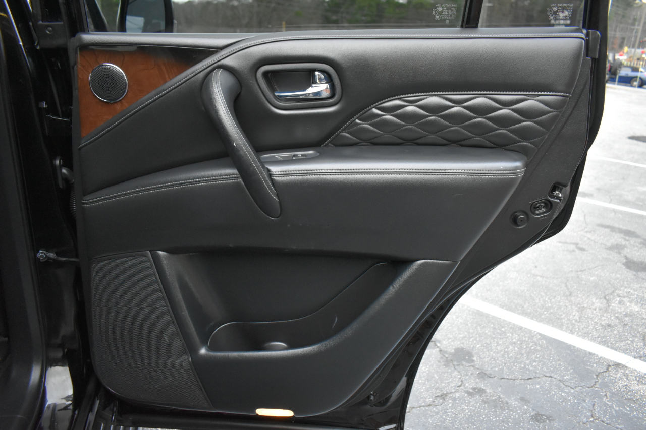 Infiniti QX80 LUXE 4WD 2019