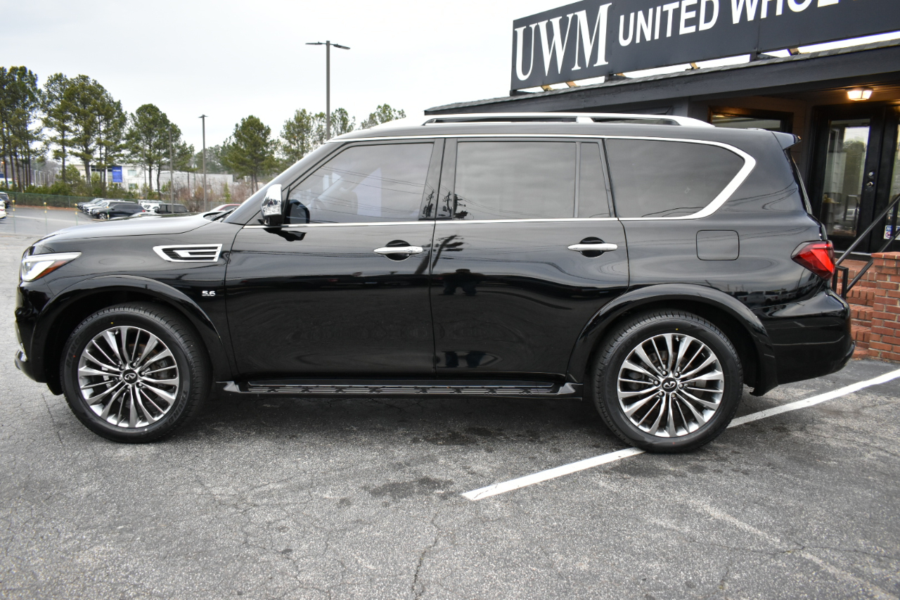 Infiniti QX80 LUXE 4WD 2019