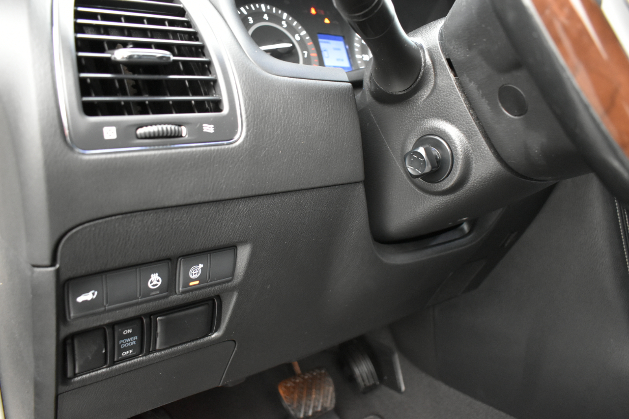 Infiniti QX80 LUXE 4WD 2019