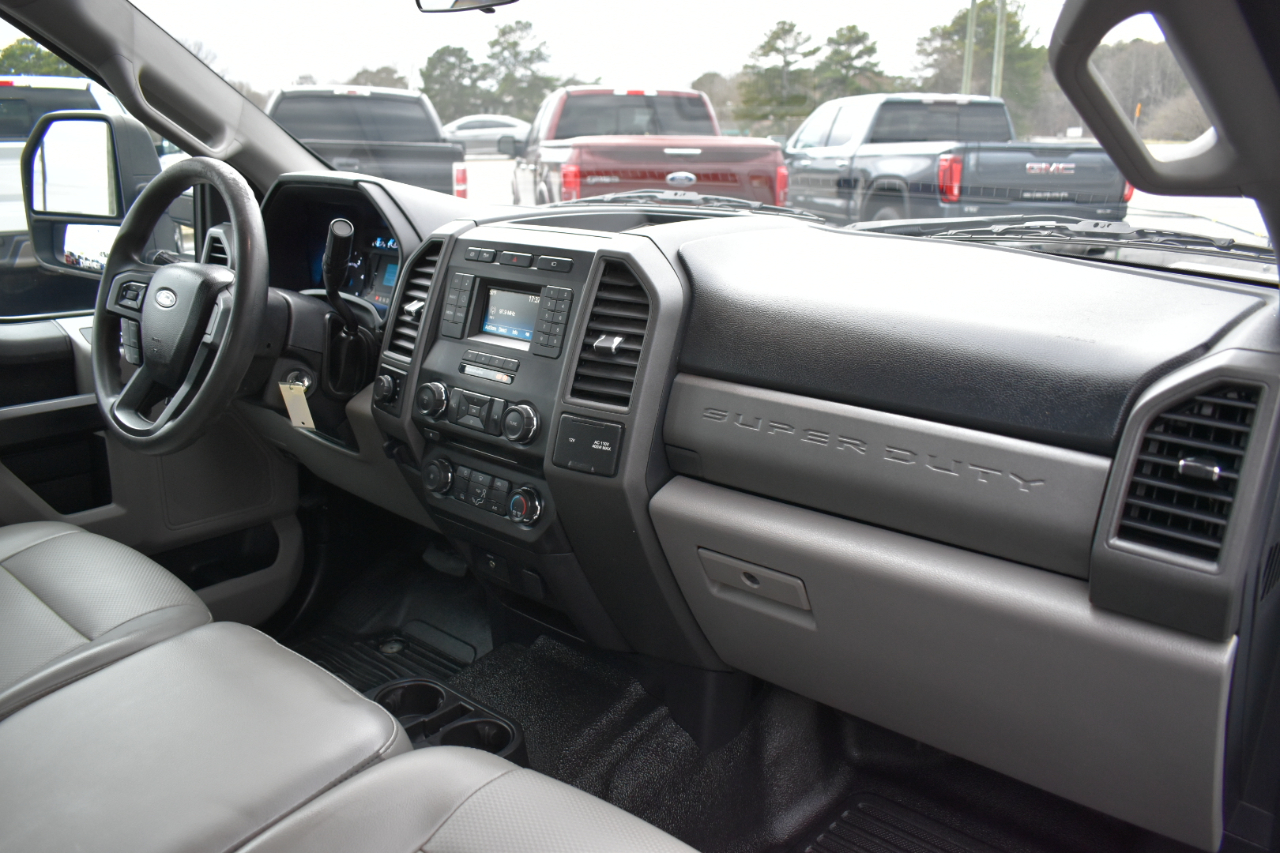 Ford F-250 SD XL Crew Cab 4WD 2018