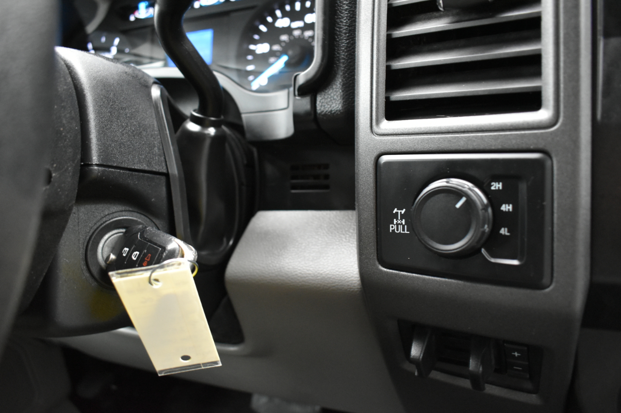 Ford F-250 SD XL Crew Cab 4WD 2018