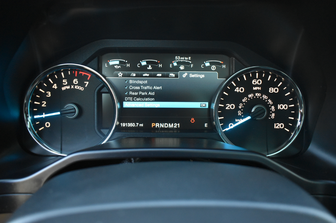 Ford F-150 Lariat SuperCrew 4WD 2015