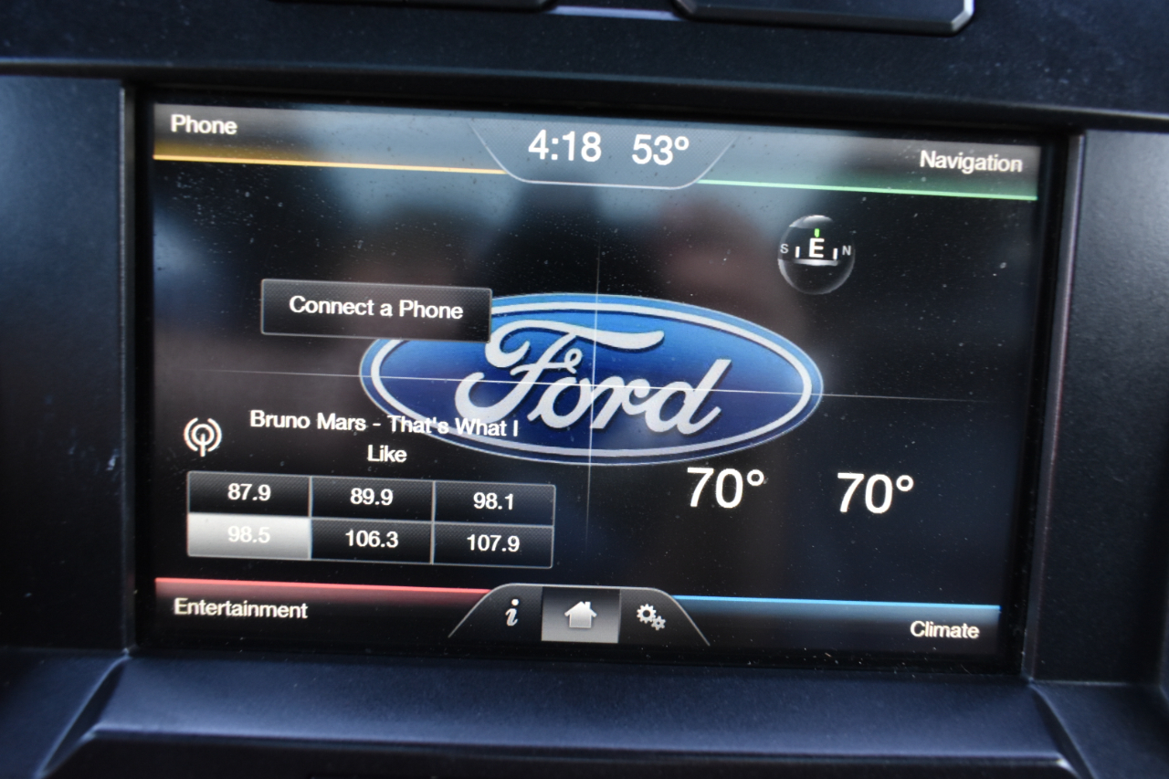 Ford F-150 Lariat SuperCrew 4WD 2015