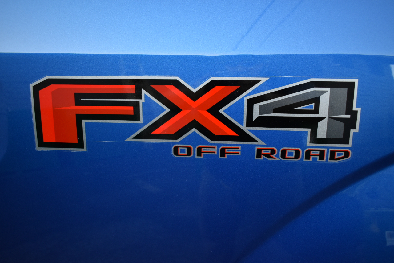 Ford F-150 Lariat SuperCrew 4WD 2015