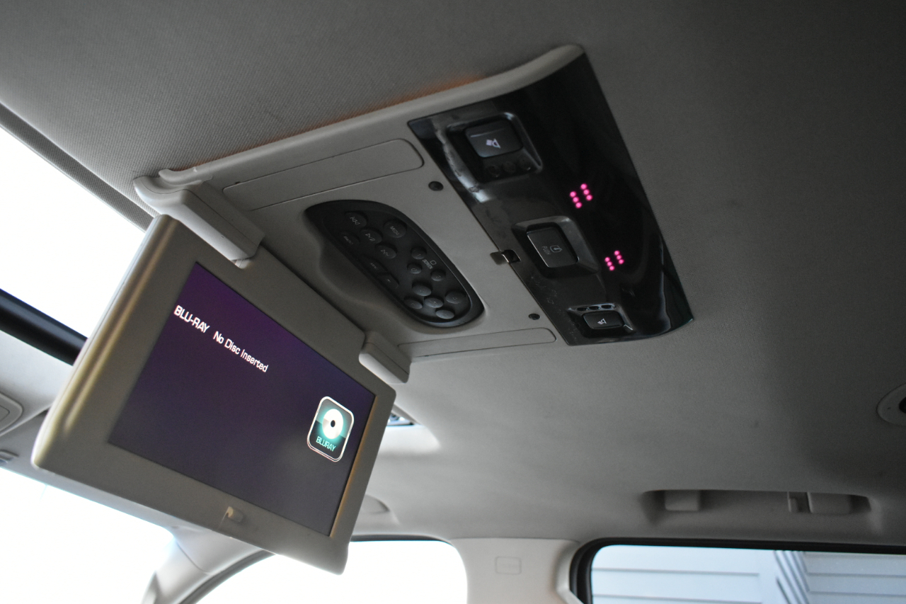 Chevrolet Suburban LTZ 1500 4WD 2015