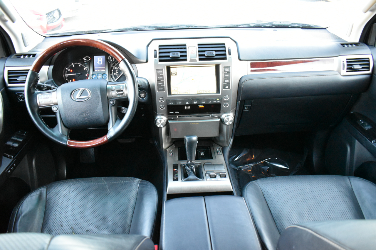 Lexus GX 460 Sport Utility 2010