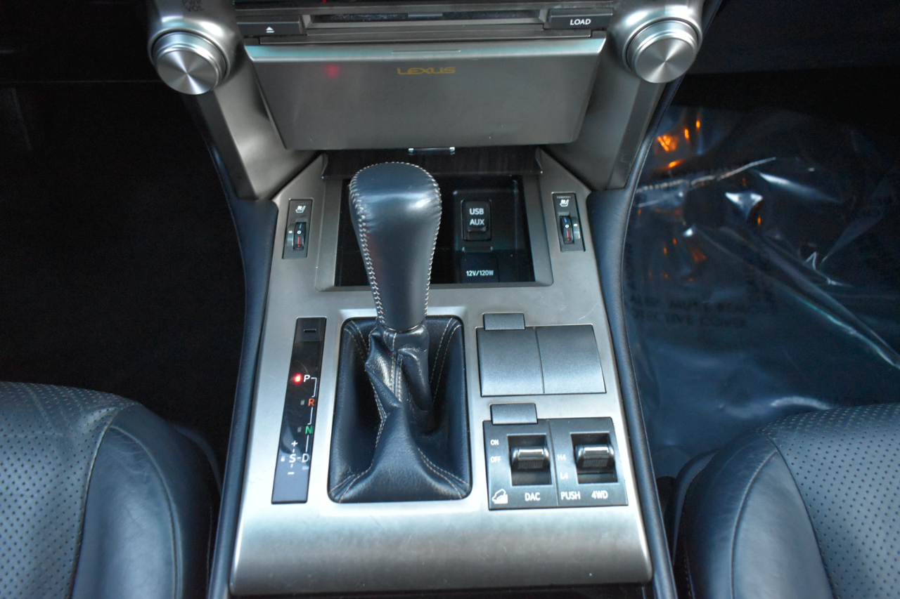 Lexus GX 460 Sport Utility 2010