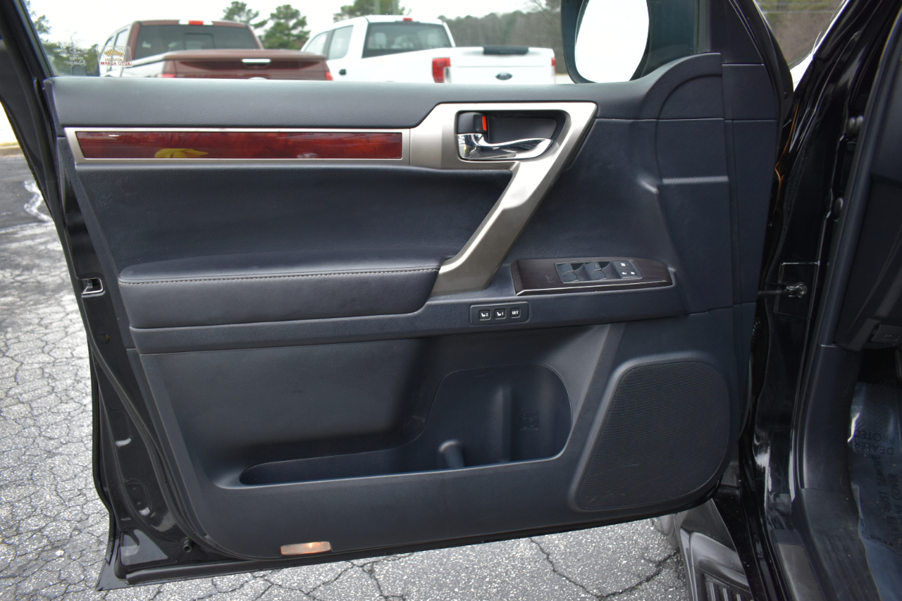 Lexus GX 460 Sport Utility 2010