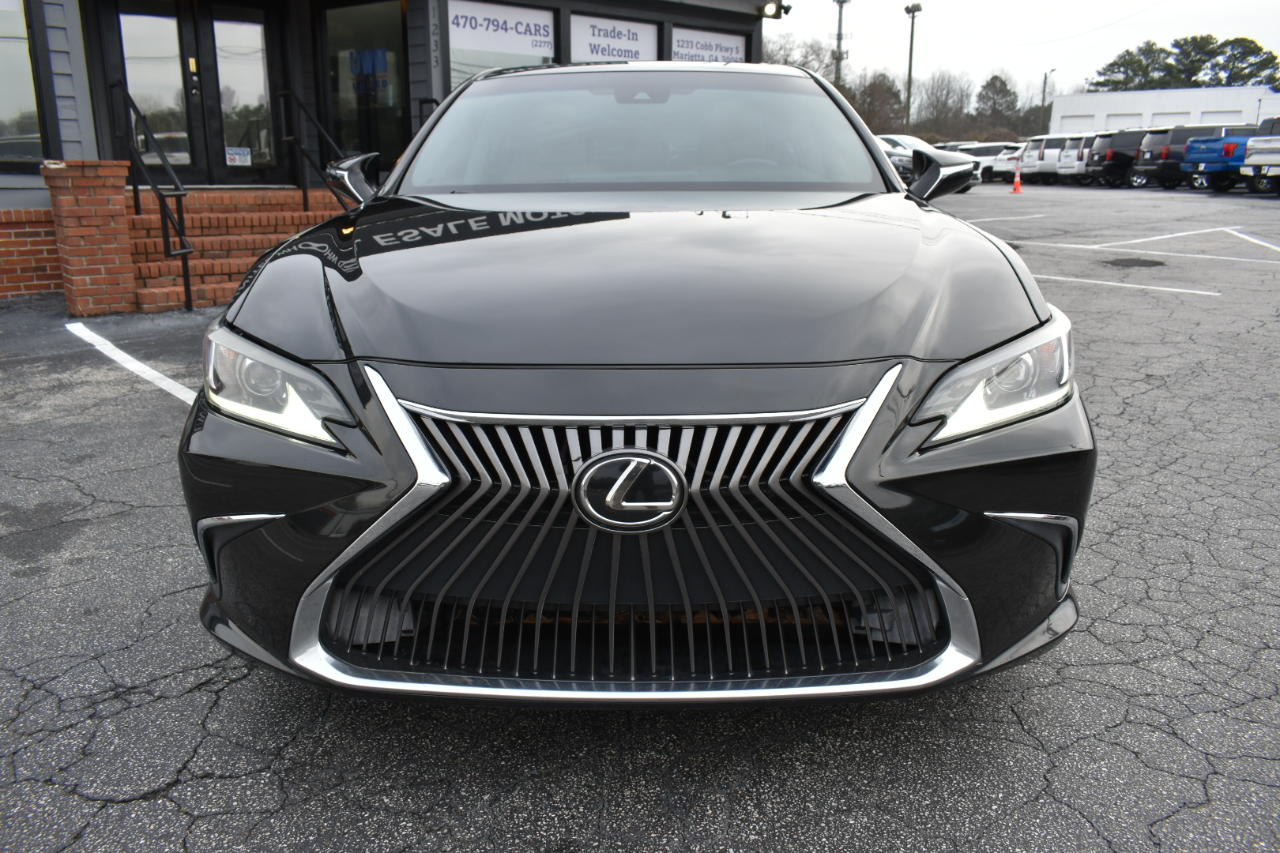 Lexus ES 350 4D Sedan 2019