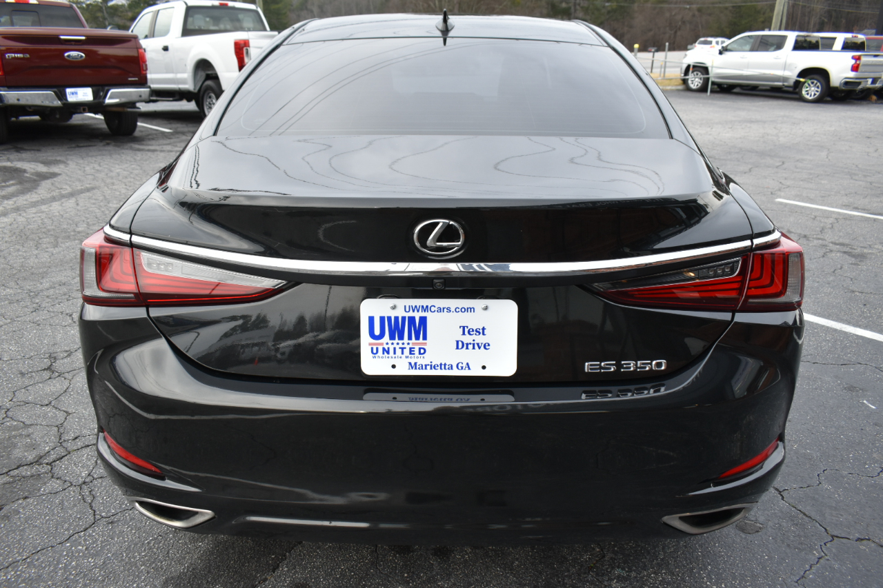 Lexus ES 350 4D Sedan 2019