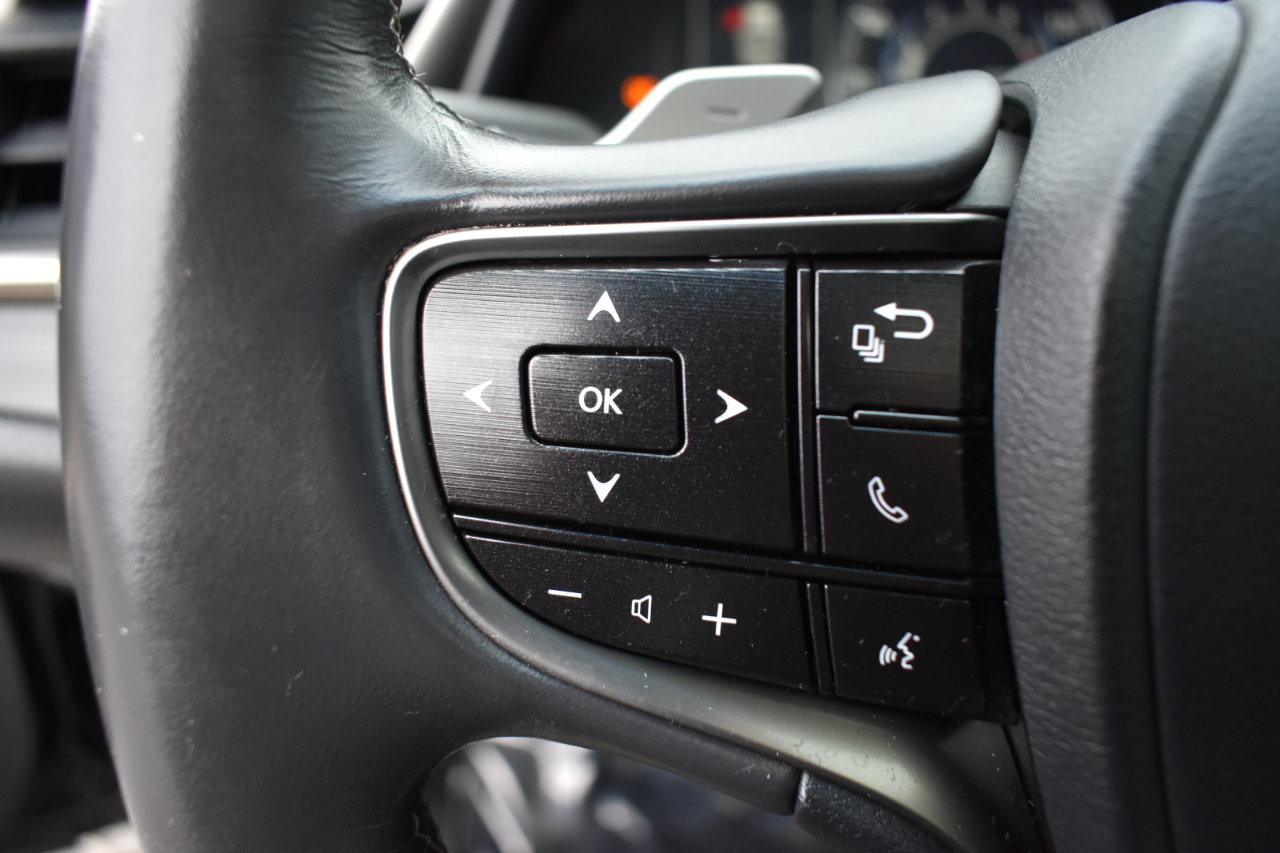 Lexus ES 350 4D Sedan 2019