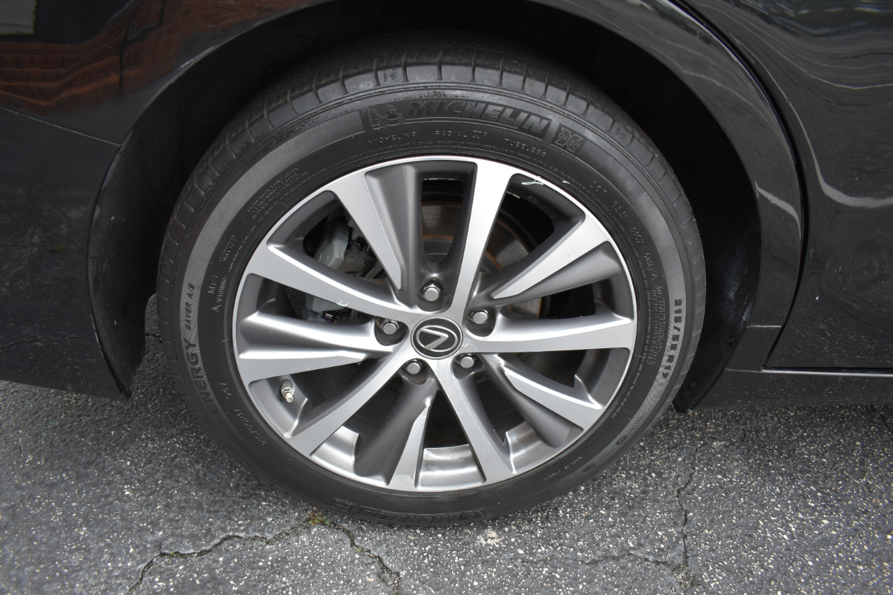 Lexus ES 350 4D Sedan 2019