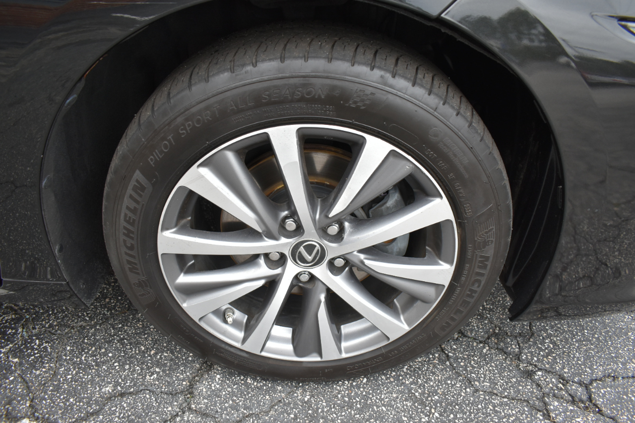 Lexus ES 350 4D Sedan 2019