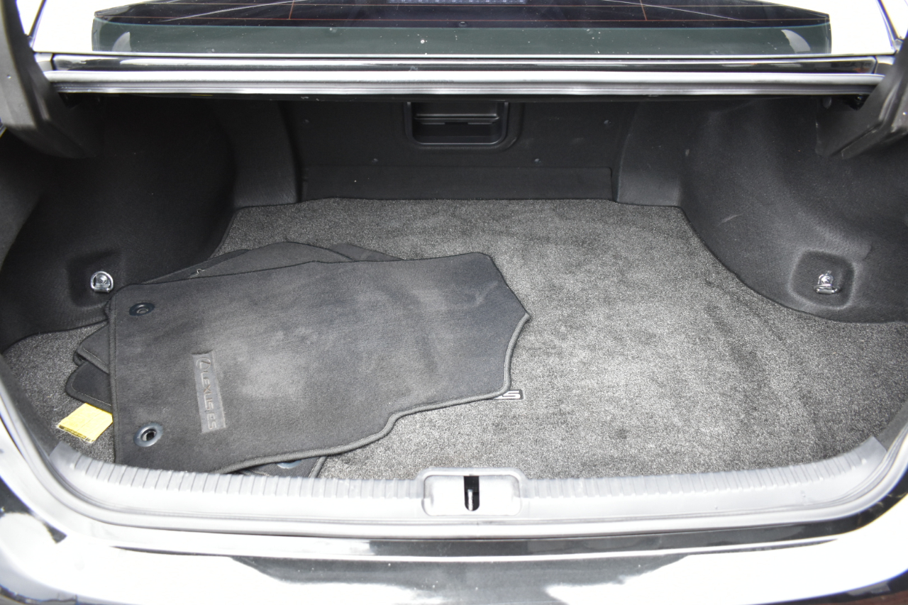 Lexus ES 350 4D Sedan 2019