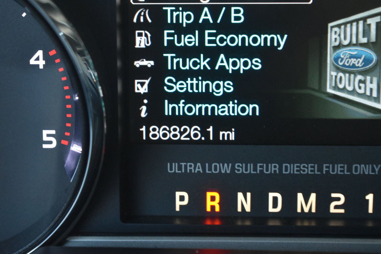 Ford F-250 SD Lariat Crew Cab 4WD 2012