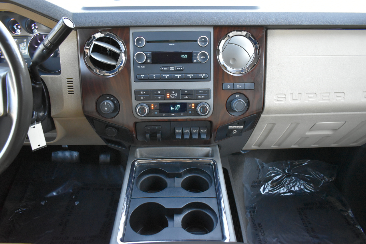 Ford F-250 SD Lariat Crew Cab 4WD 2012