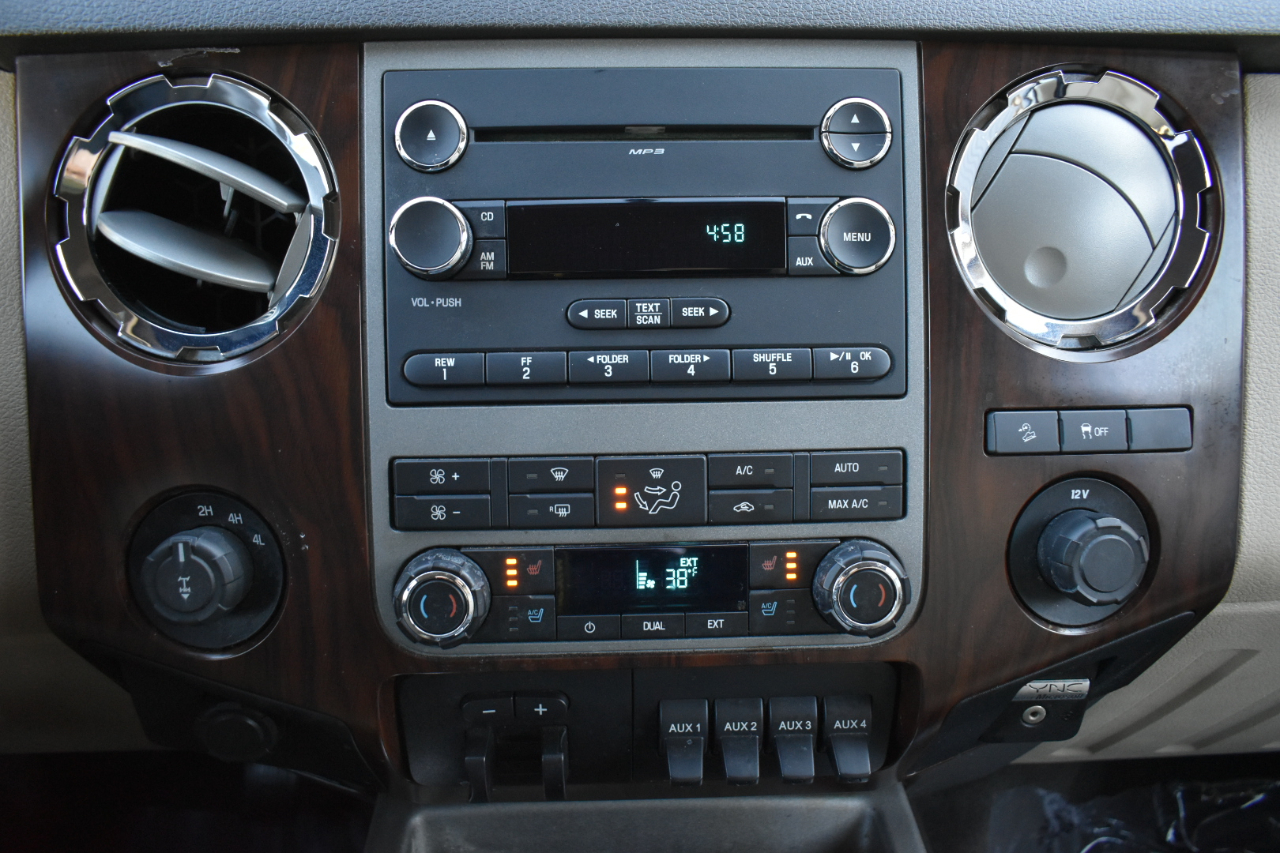 Ford F-250 SD Lariat Crew Cab 4WD 2012