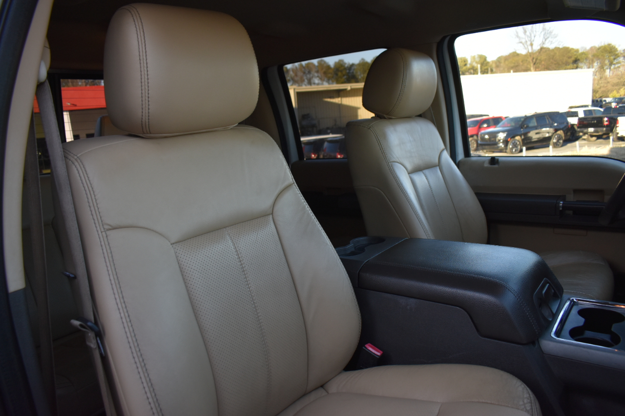 Ford F-250 SD Lariat Crew Cab 4WD 2012