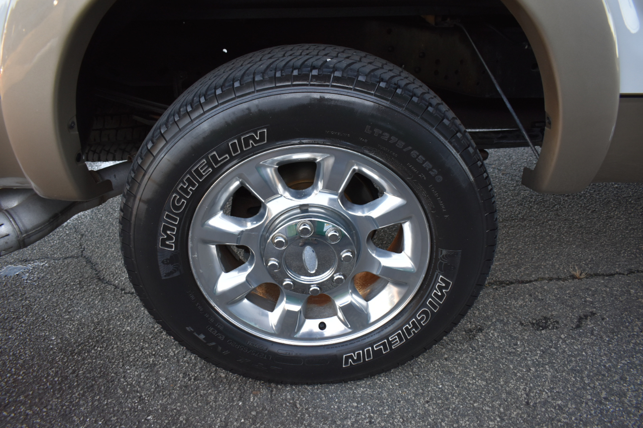 Ford F-250 SD Lariat Crew Cab 4WD 2012