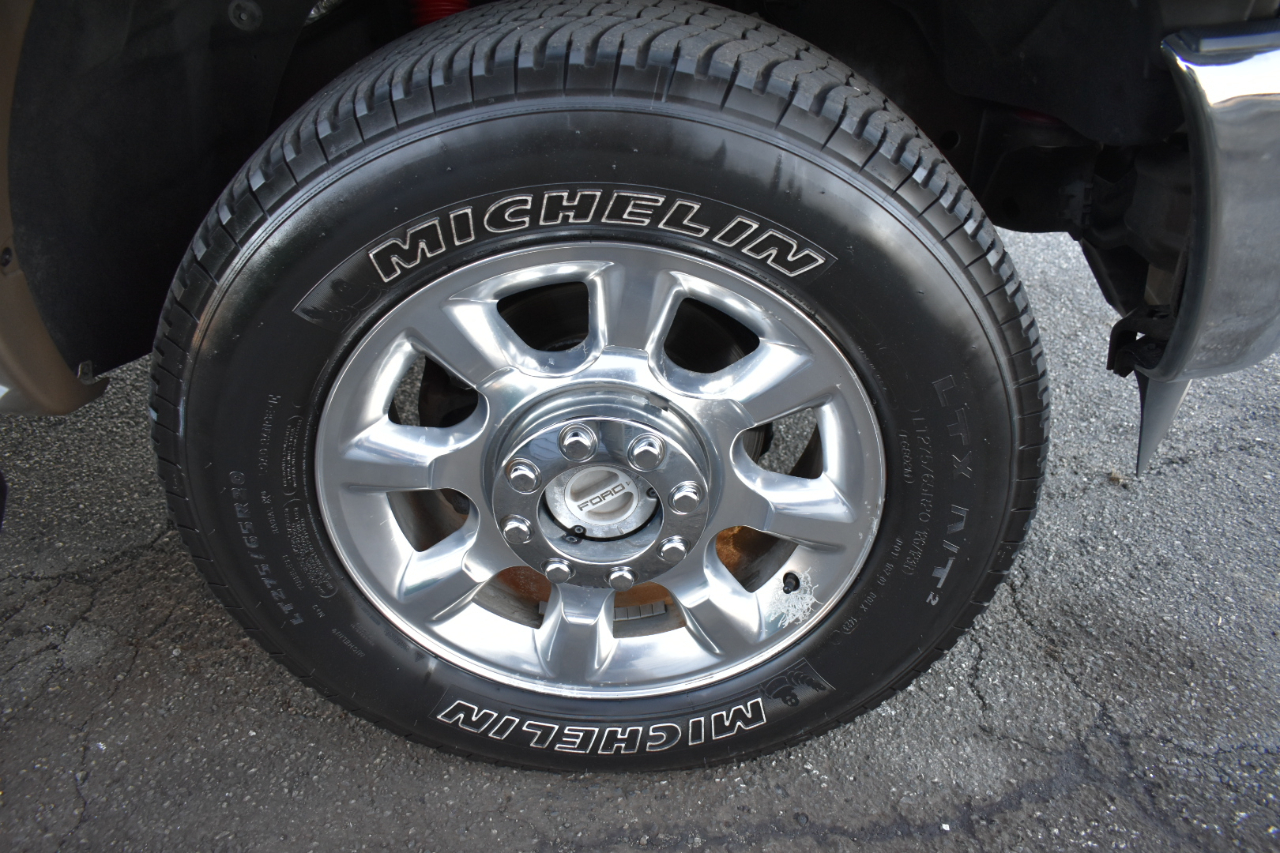 Ford F-250 SD Lariat Crew Cab 4WD 2012