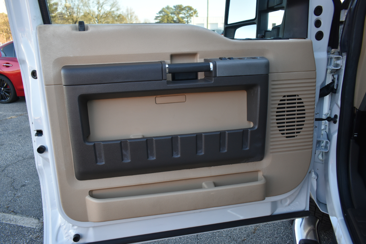 Ford F-250 SD Lariat Crew Cab 4WD 2012