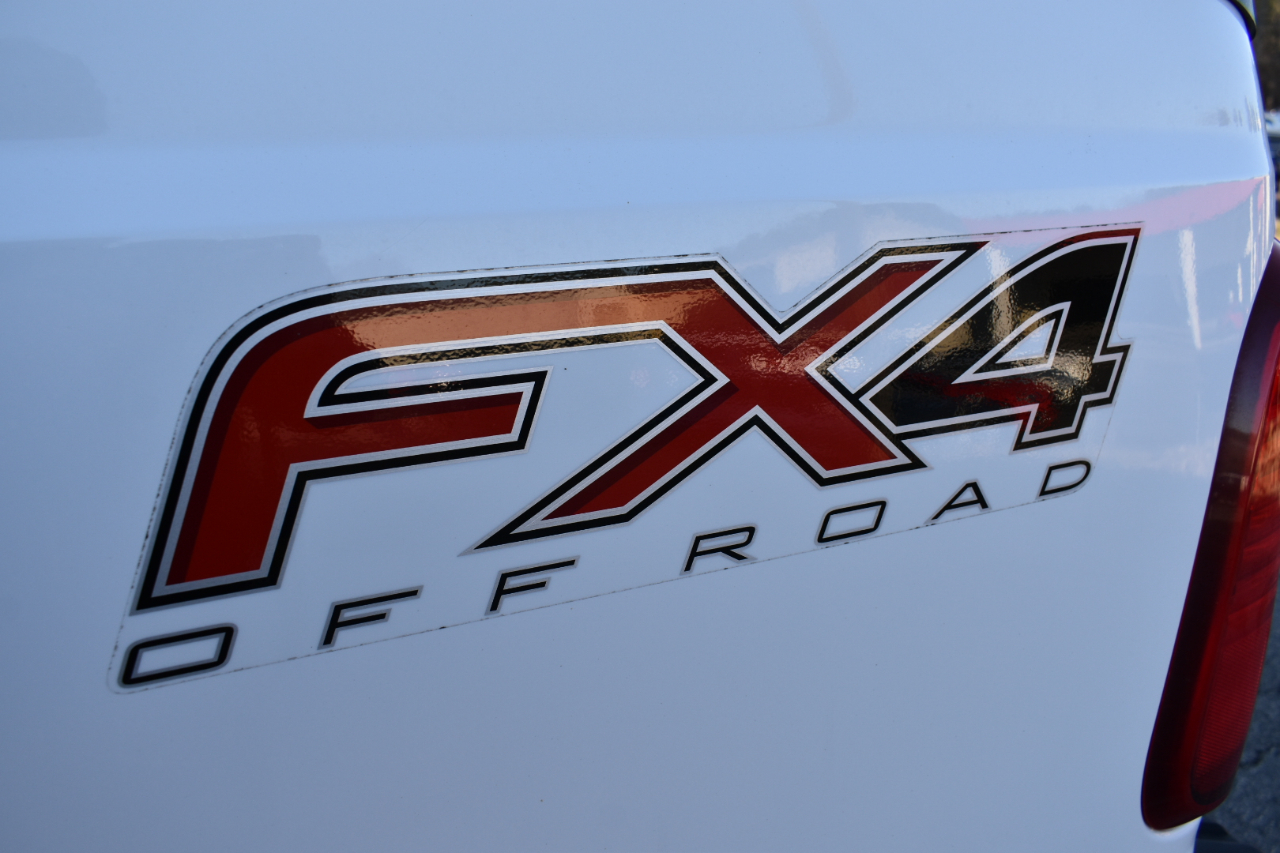 Ford F-250 SD Lariat Crew Cab 4WD 2012