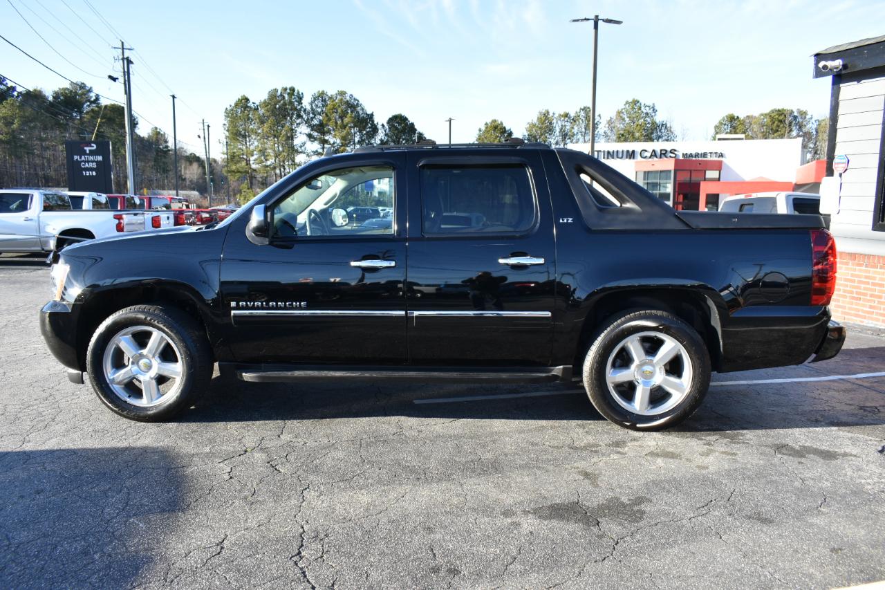 Chevrolet Avalanche LTZ 2WD 2009