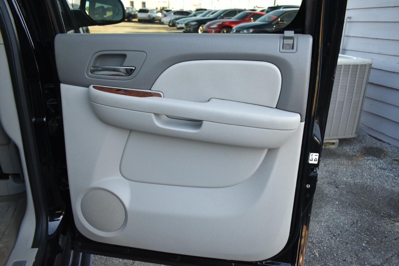 Chevrolet Avalanche LTZ 2WD 2009