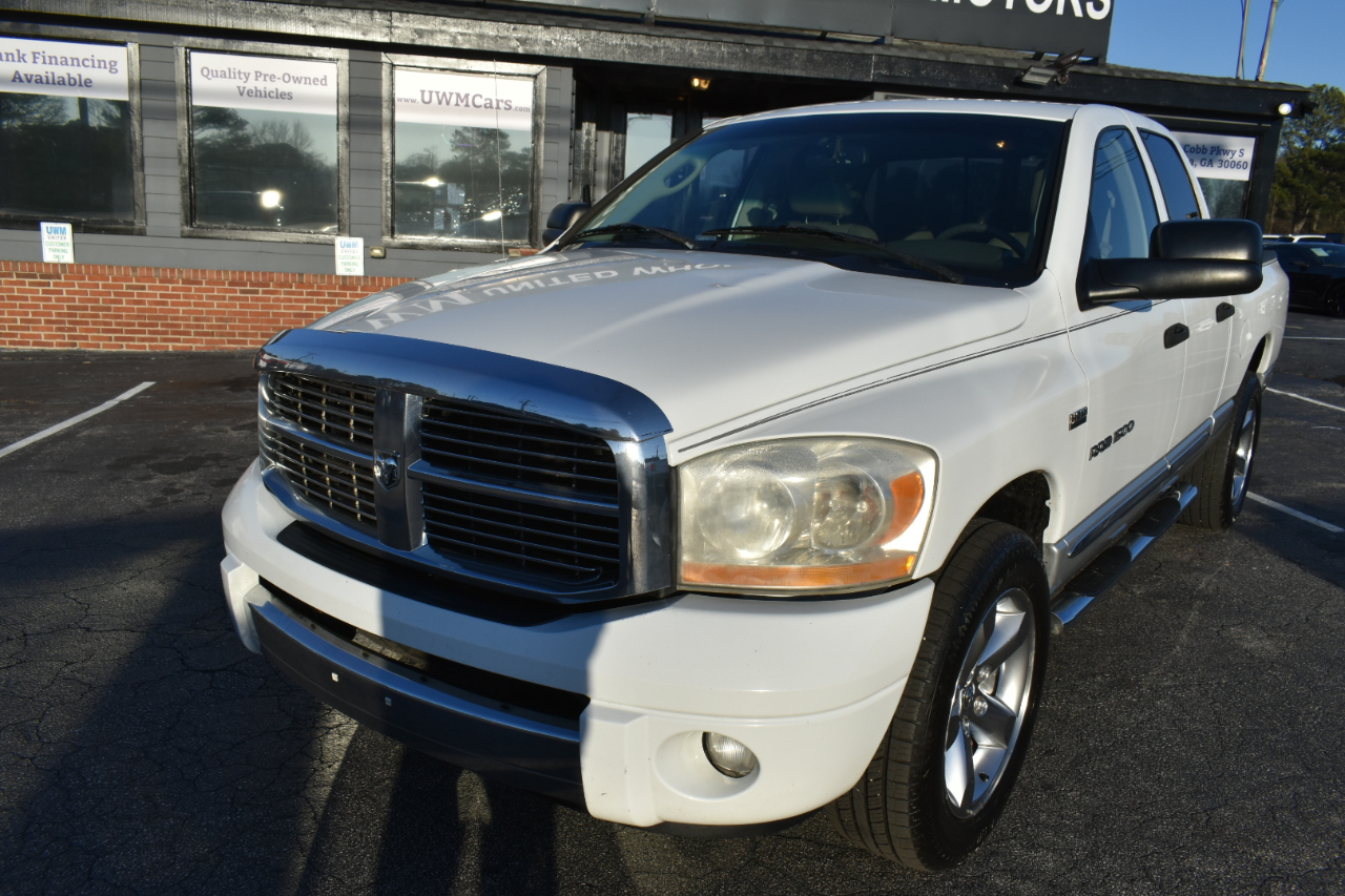 Dodge Ram 1500 Laramie Quad Cab 2WD 2006