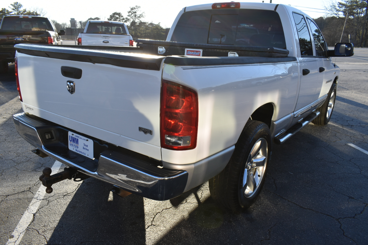 Dodge Ram 1500 Laramie Quad Cab 2WD 2006