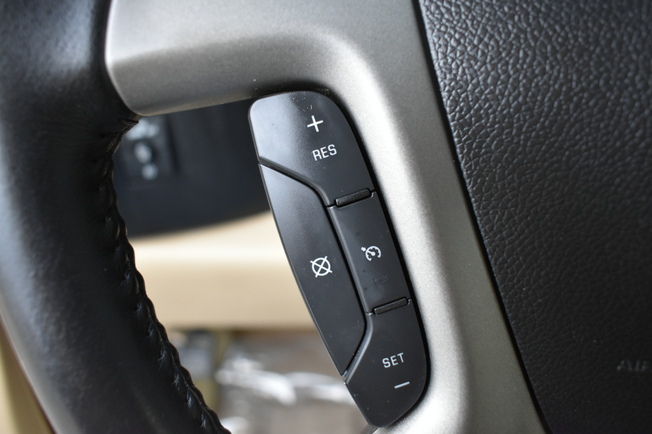 GMC Sierra 1500 SLE Crew Cab 2WD 2013