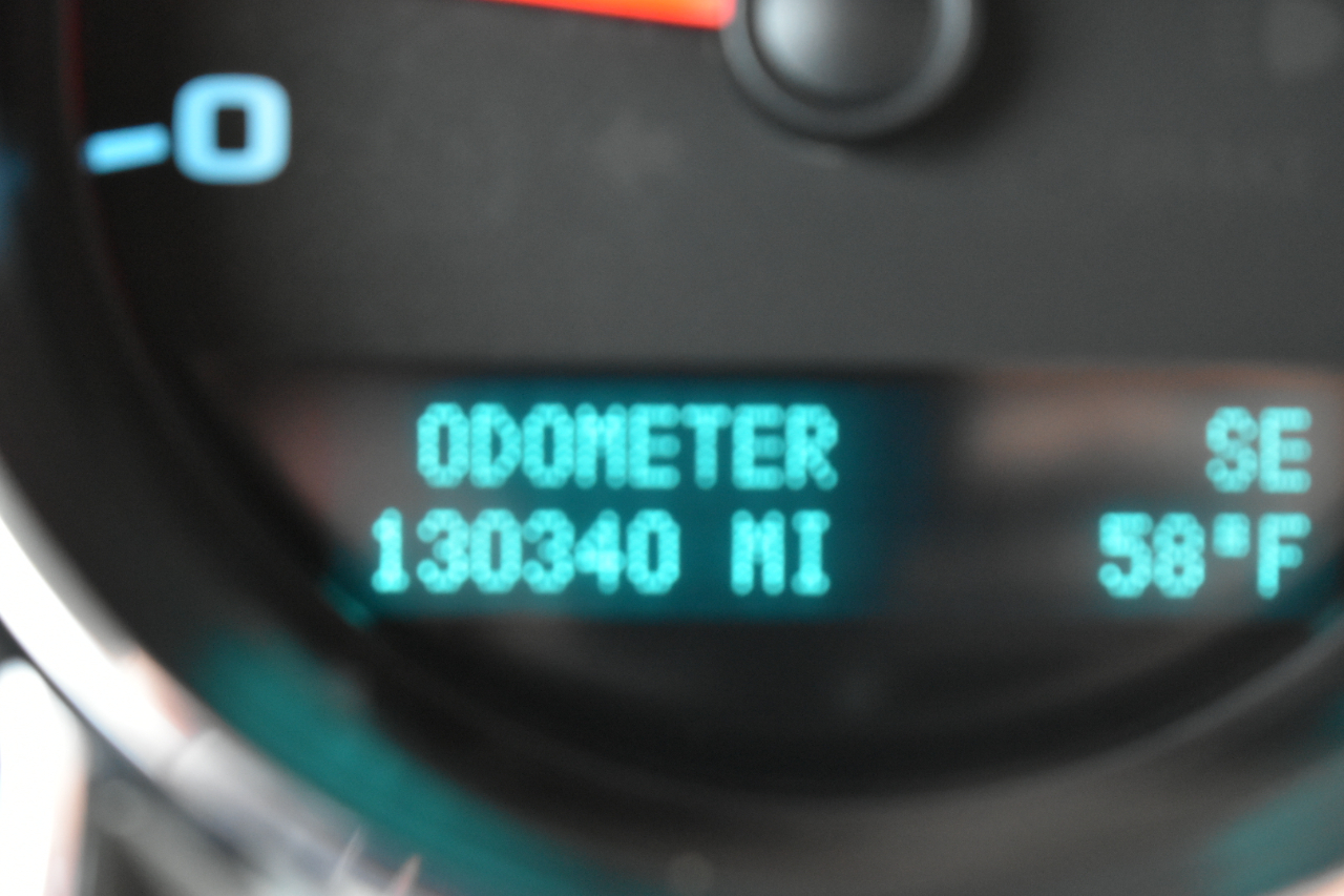 GMC Sierra 1500 SLE Crew Cab 2WD 2013