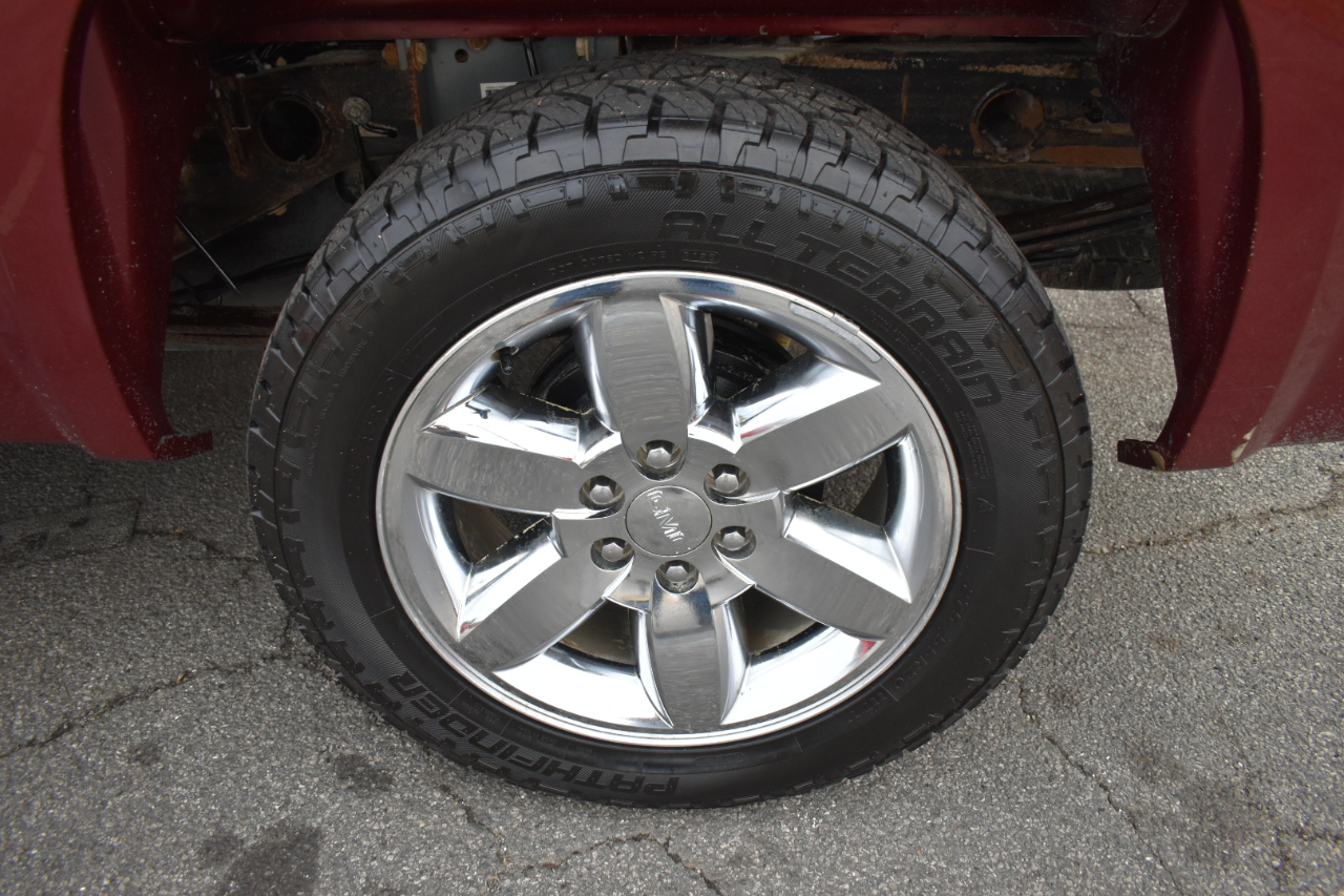 GMC Sierra 1500 SLE Crew Cab 2WD 2013