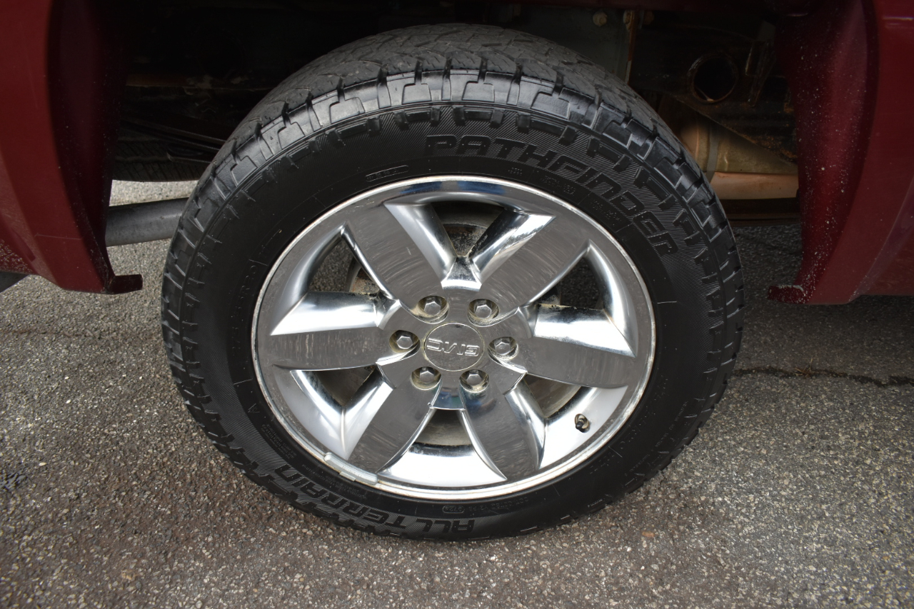 GMC Sierra 1500 SLE Crew Cab 2WD 2013