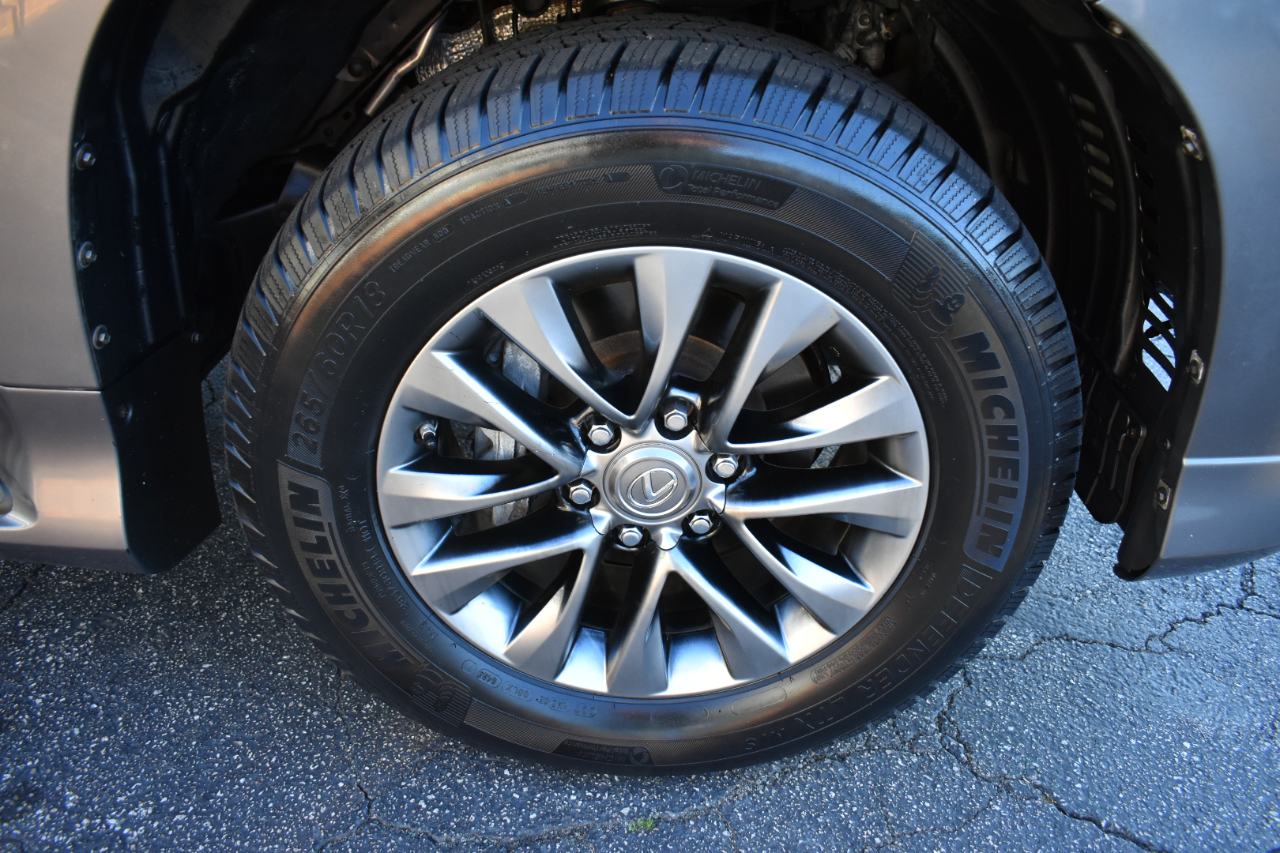 Lexus GX 460 Luxury 4D SUV 4WD 2014