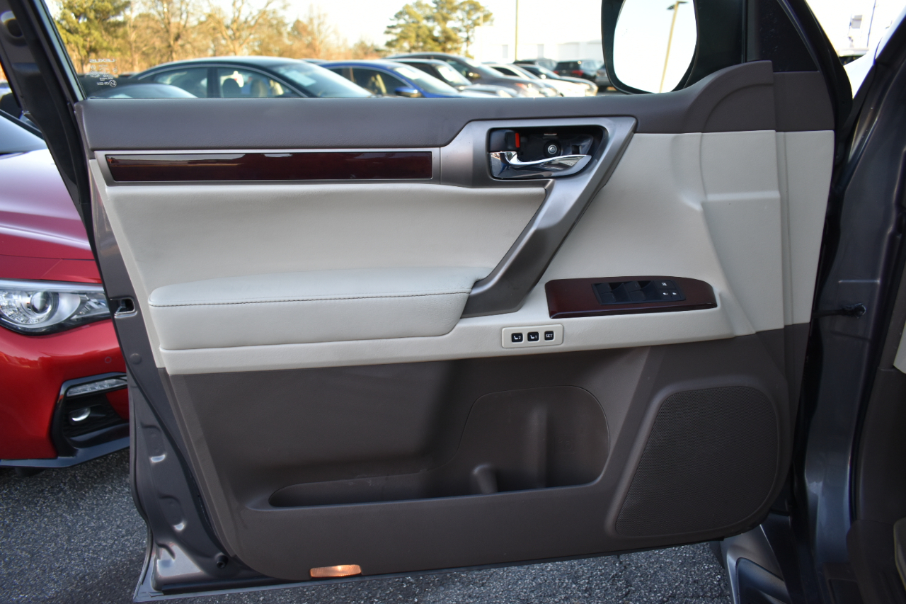 Lexus GX 460 Luxury 4D SUV 4WD 2014