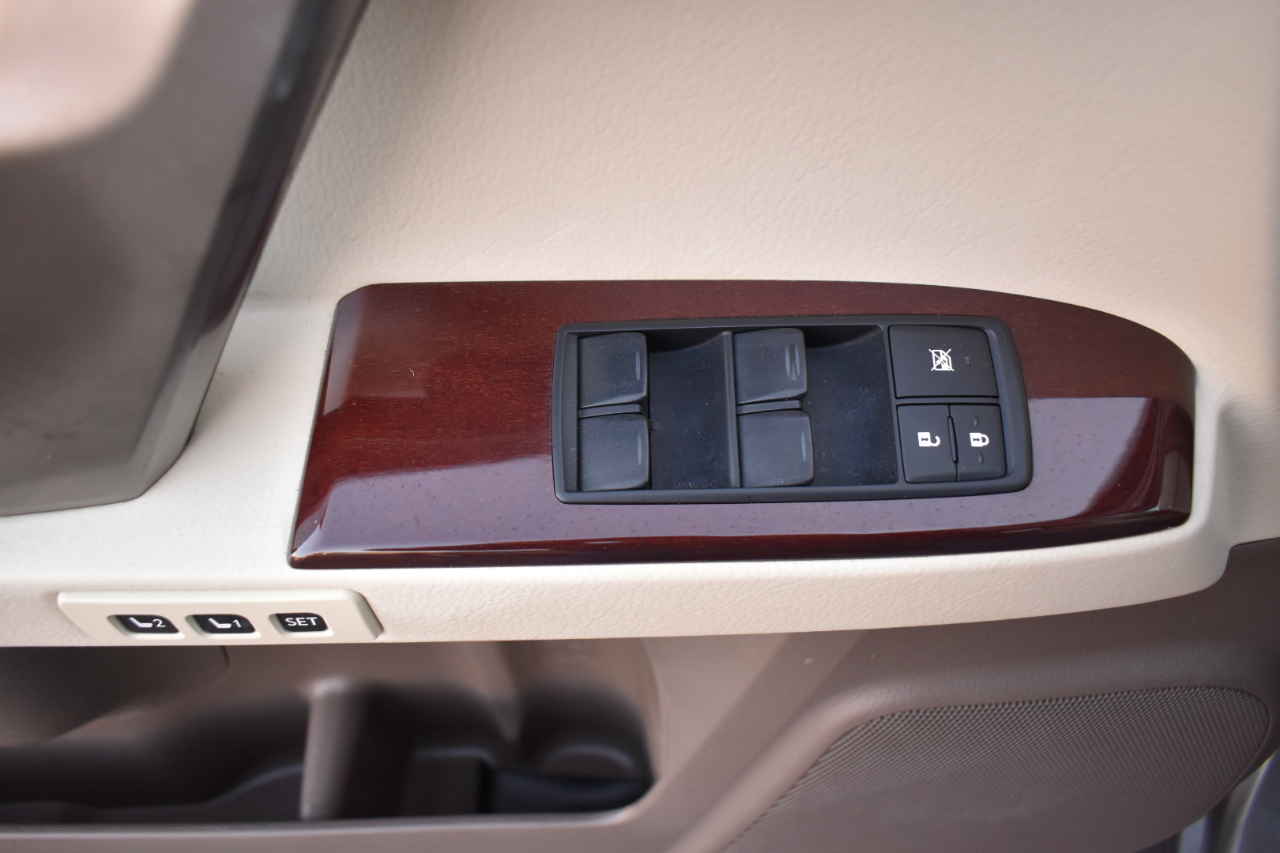 Lexus GX 460 Luxury 4D SUV 4WD 2014