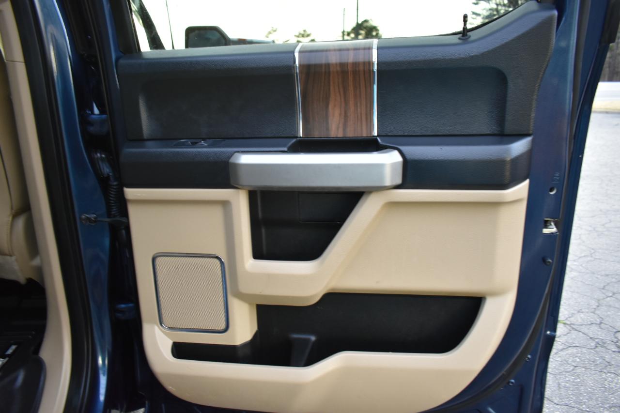 Ford F-150 Lariat SuperCrew 4WD 2016