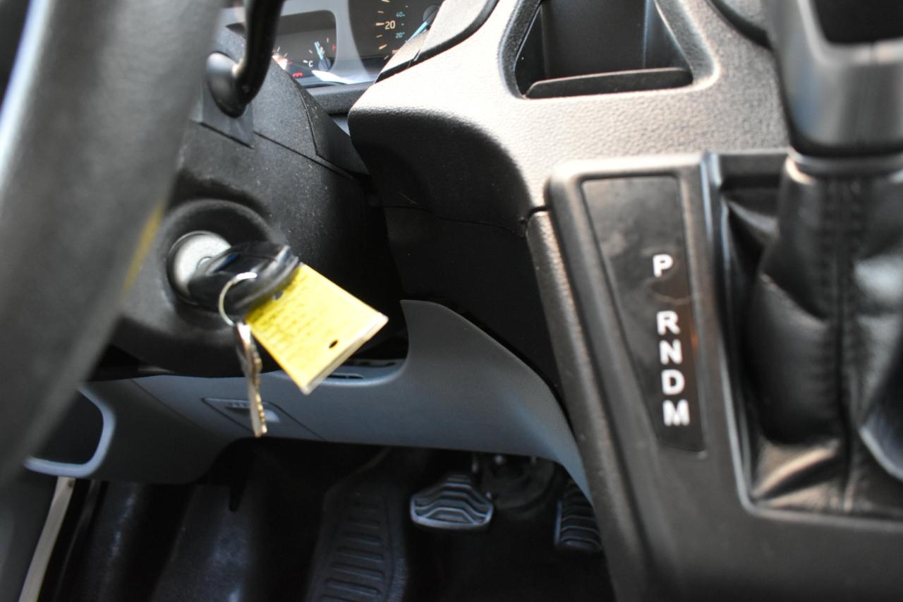 Ford Transit 150 Van Low Roof w/Sliding Pass. 130-in. WB 2019