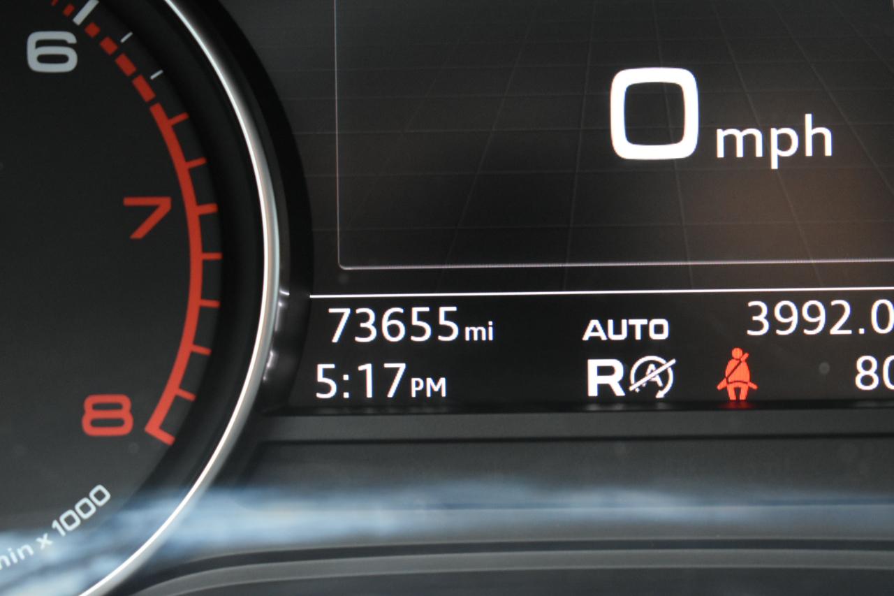 Audi A4 2.0T Premium quattro Sedan 2017