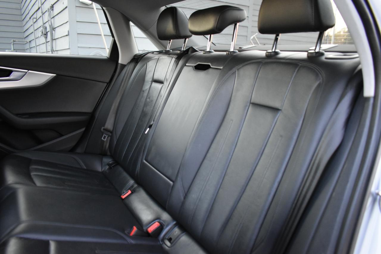 Audi A4 2.0T Premium quattro Sedan 2017