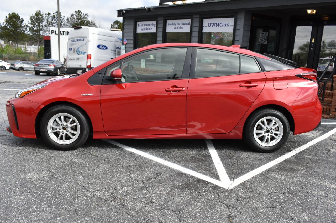 Toyota Prius LE 4D Hatchback 2022