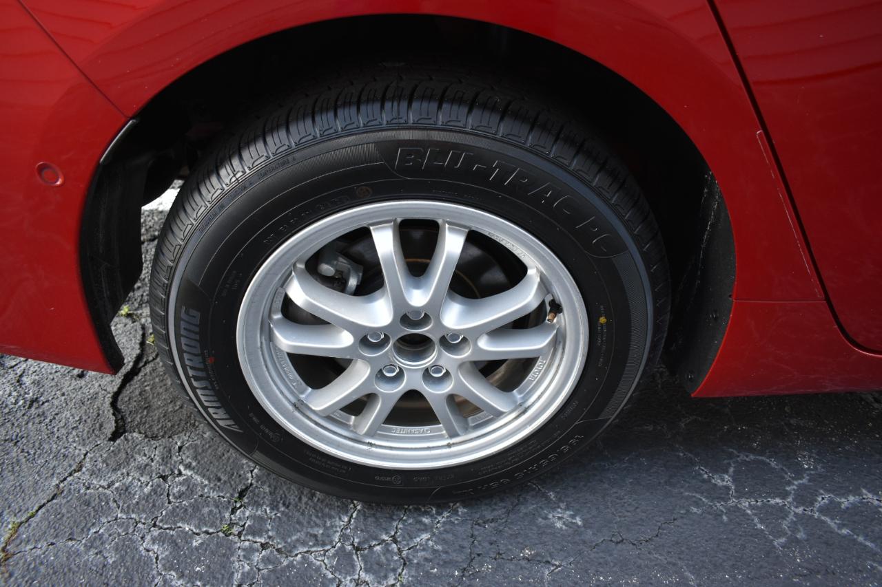 Toyota Prius LE 4D Hatchback 2022