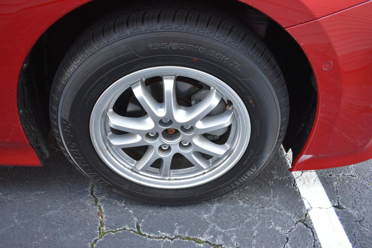 Toyota Prius LE 4D Hatchback 2022