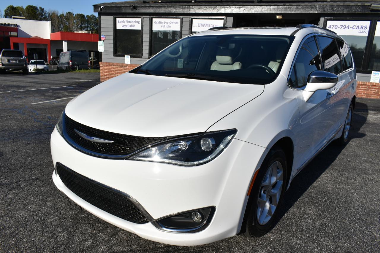 Chrysler Pacifica Limited 2020